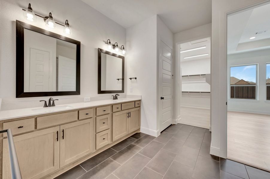 Owner's Bath Owner's Bath