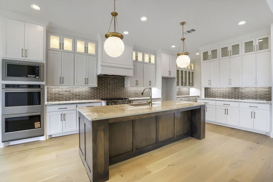 791 Falls - Kitchen