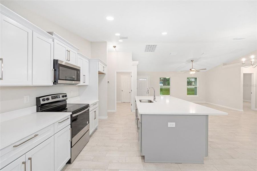 Furnished interior view inside a new home in , Belleview (Image 5).