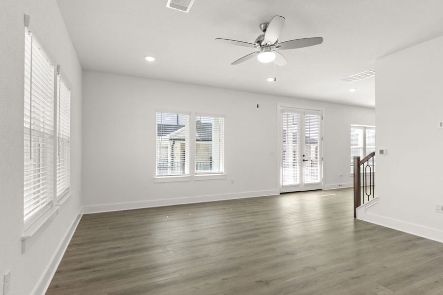 Spacious, unfurnished interior of a new home in Easton Park, Austin (Image 18).