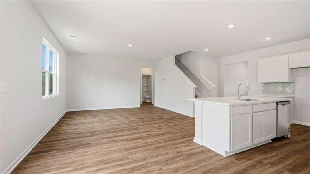 Spacious, unfurnished interior of a new home in Brooks Station, Dacula (Image 17).