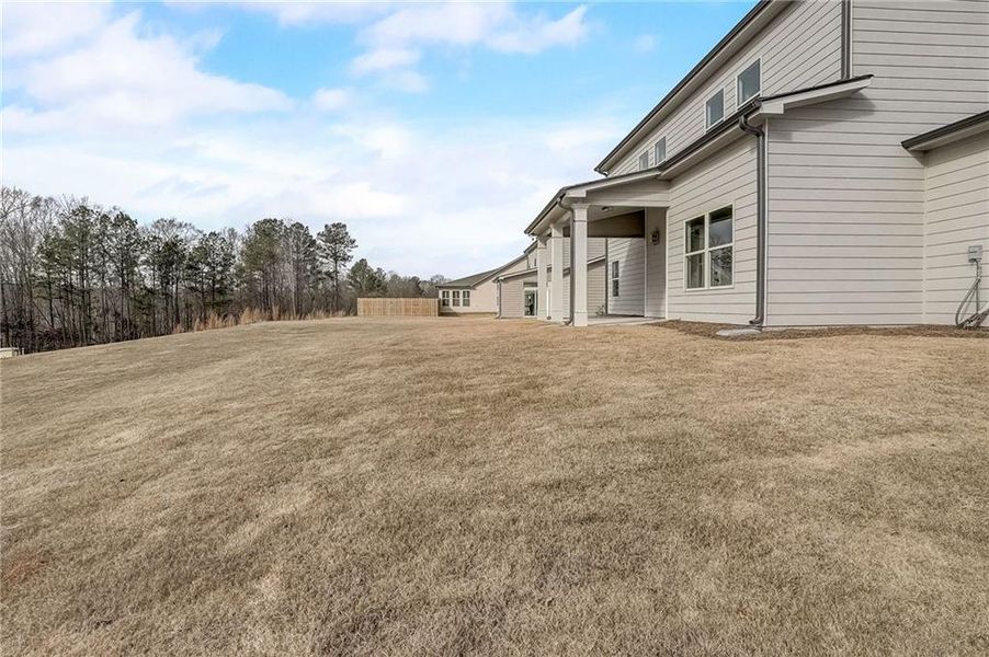 Exterior details and patio area of a home in Summerlin, Winder (Image 24).