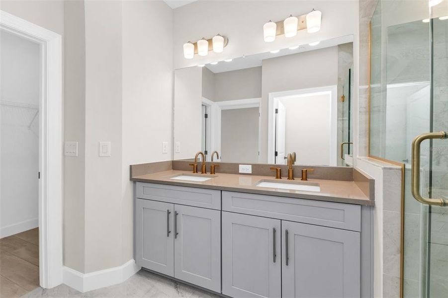 Furnished interior view inside a new home in Seahaven, Punta Gorda (Image 32).
