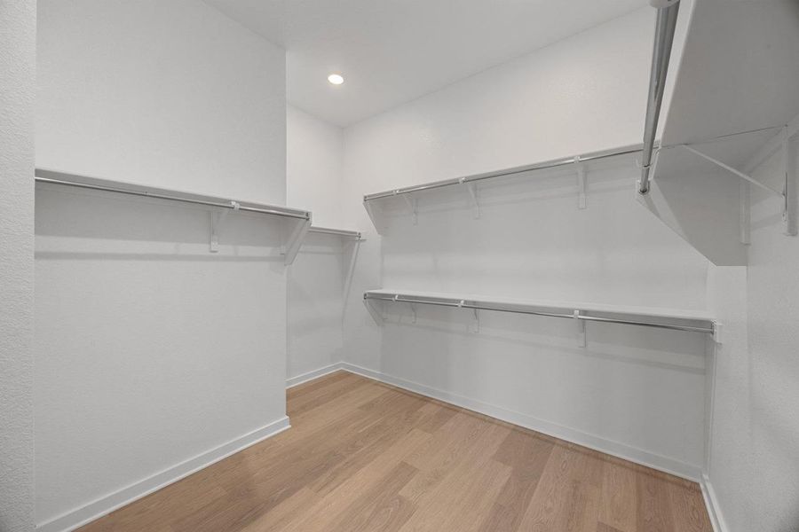 Spacious, unfurnished interior of a new home in Lariat, Liberty Hill (Image 10).