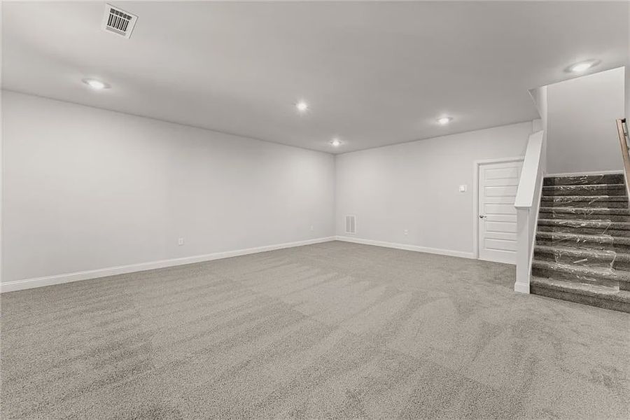 Spacious, unfurnished interior of a new home in Magnolia Villas, Cornelia (Image 20).