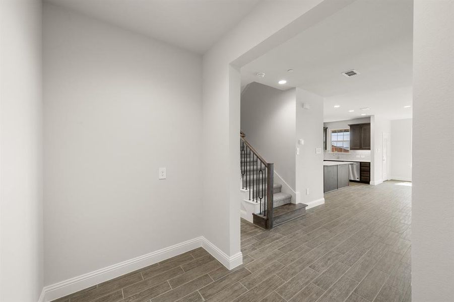 660 Sandiford- Micro Office-1 660 Sandiford- Micro Office-1