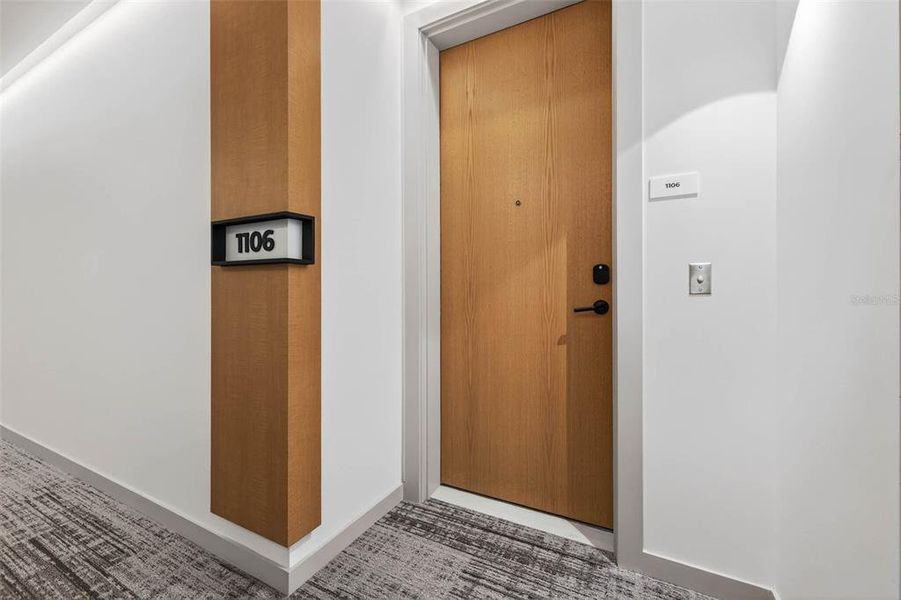 Spacious, unfurnished interior of a new home in , St. Petersburg (Image 23).