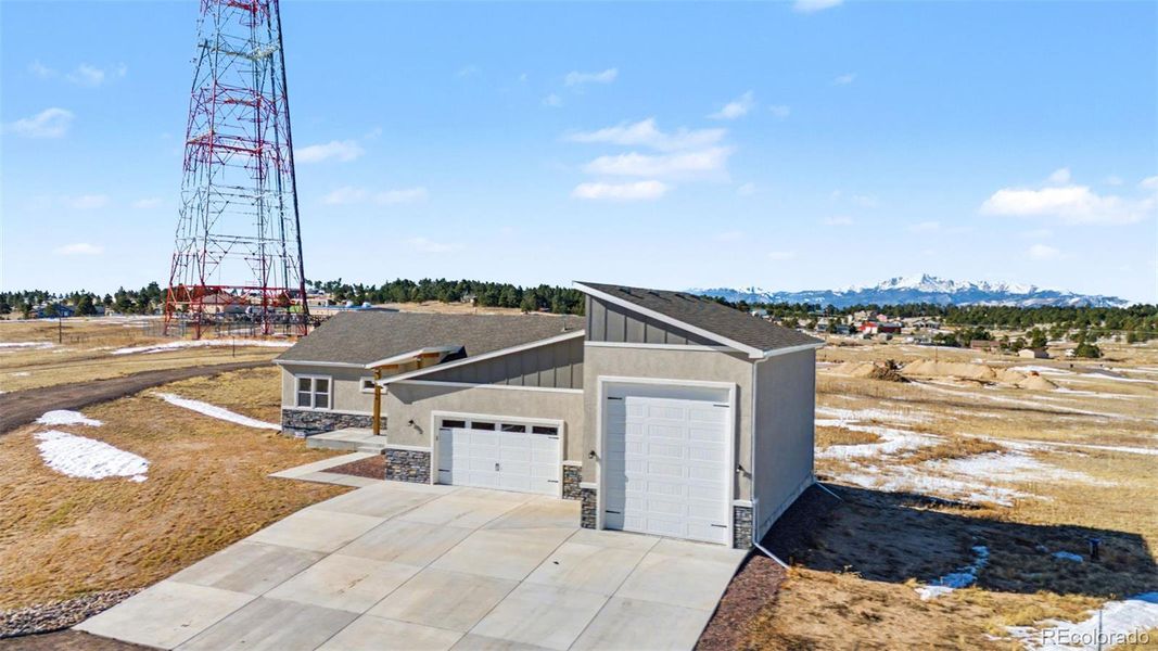 Image 41 of a home in .