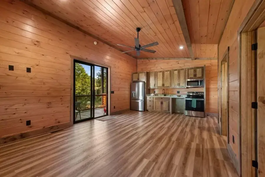 Image 67 of a home in .