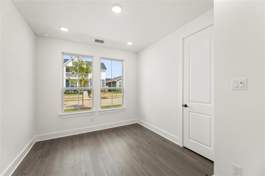 17. 3129 Eddington - Study 17. 3129 Eddington - Study