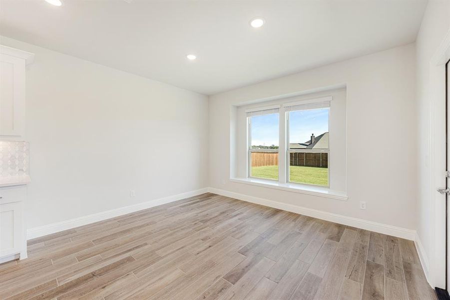 Spacious, unfurnished interior of a new home in Terracina, Rockwall (Image 24). Spacious, unfurnished interior of a new home in Terracina, Rockwall (Image 24).