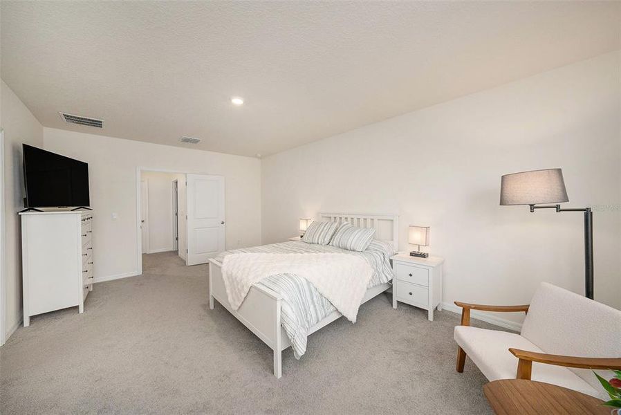 Furnished interior view inside a new home in , Wesley Chapel (Image 6).