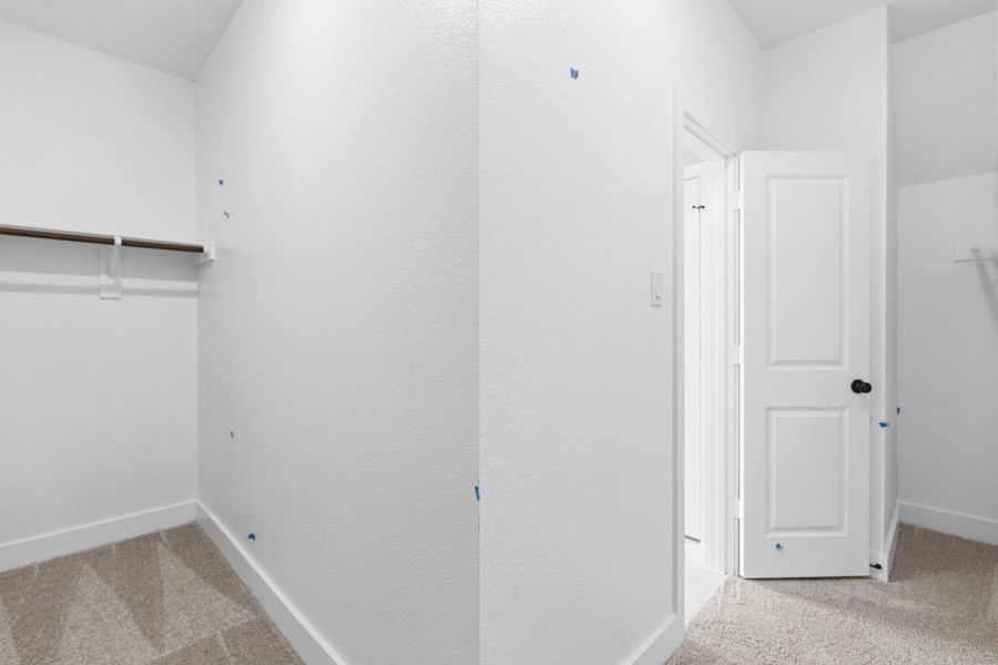 Spacious, unfurnished interior of a new home in Meridiana 40', 65', Iowa Colony (Image 22). Spacious, unfurnished interior of a new home in Meridiana 40', 65', Iowa Colony (Image 22).