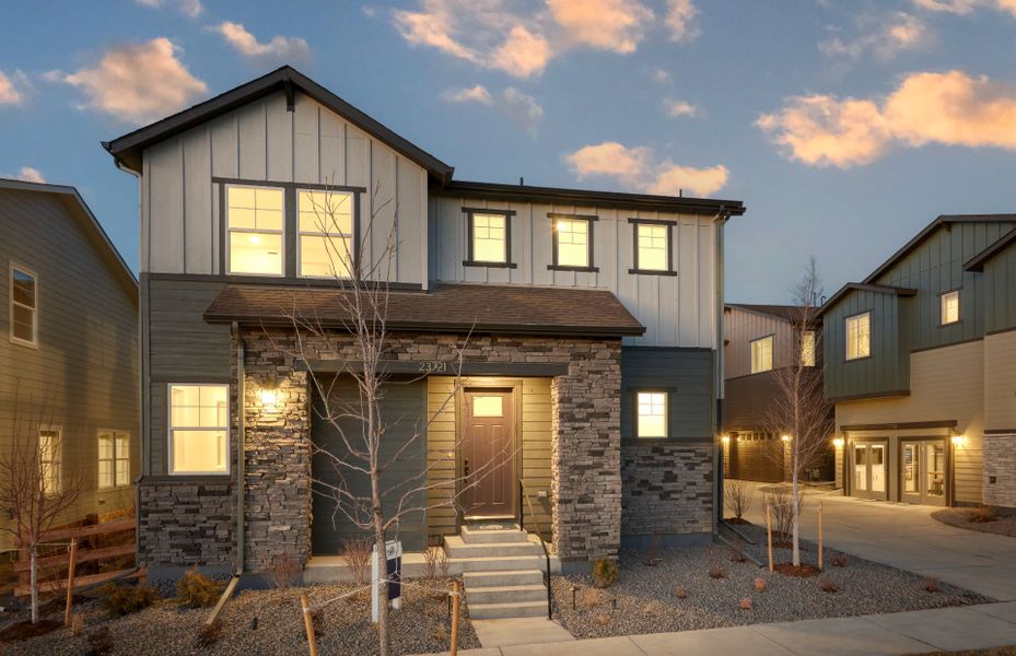 Take a virtual tour of the Eldora floor plan now!