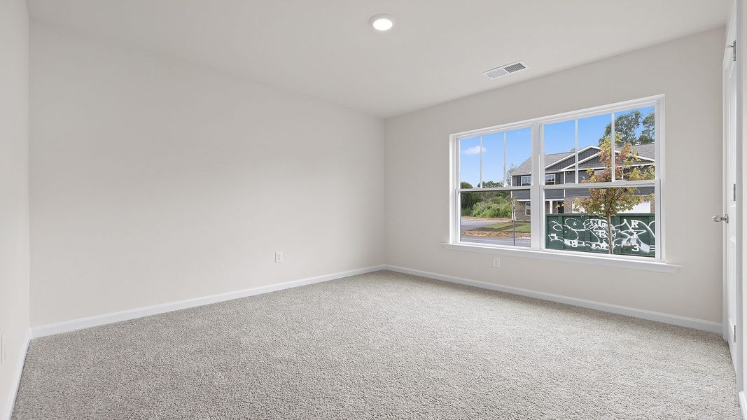 Spacious, unfurnished interior of a new home in Harrier Point, Woodruff (Image 14).
