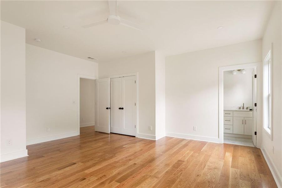 Spacious, unfurnished interior of a new home in , Atlanta (Image 44). Spacious, unfurnished interior of a new home in , Atlanta (Image 44).