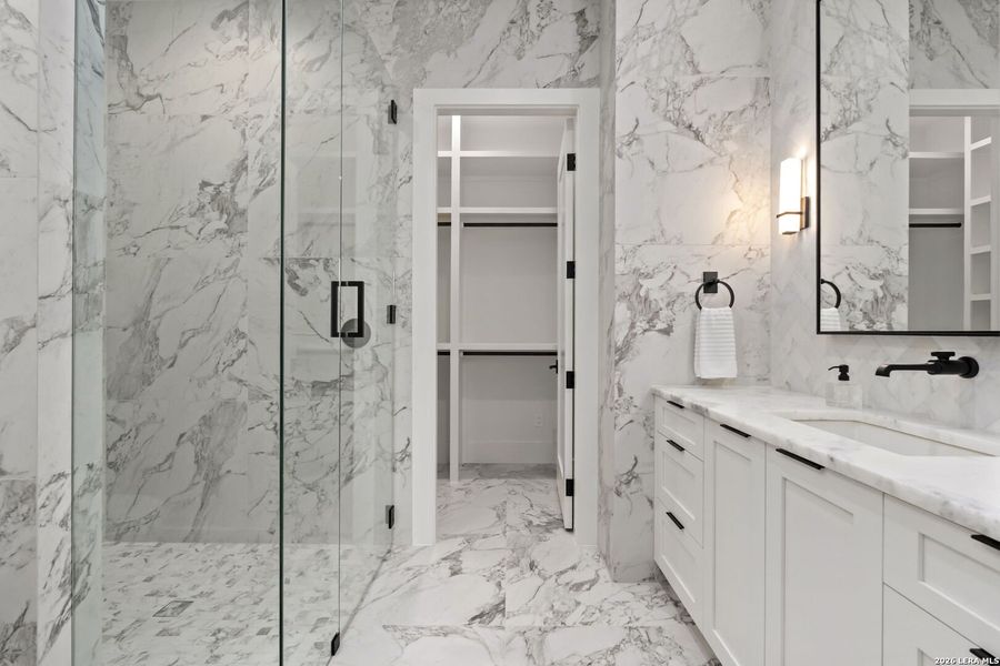 Furnished interior view inside a new home in , Boerne (Image 17).