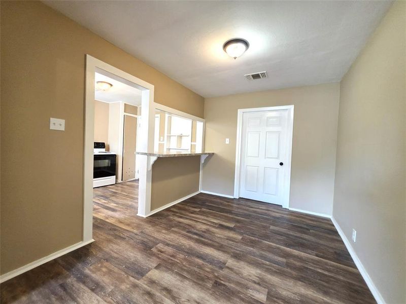 Spacious, unfurnished interior of a new home in , Brownwood (Image 10).