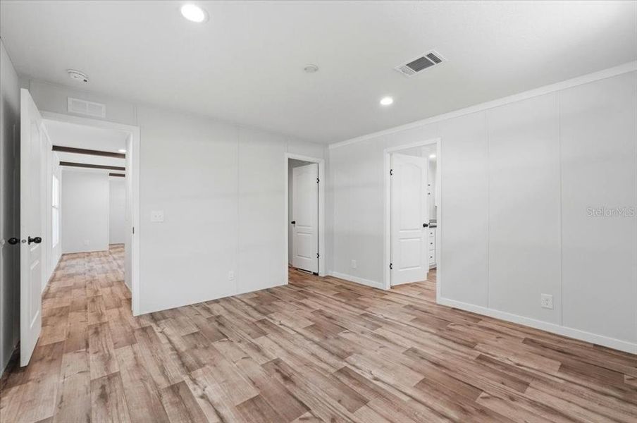 Spacious, unfurnished interior of a new home in , Zephyrhills (Image 38).