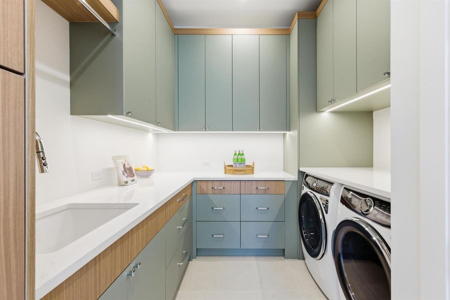 LAUNDRY ROOM - FIRST FLOOR LAUNDRY ROOM - FIRST FLOOR