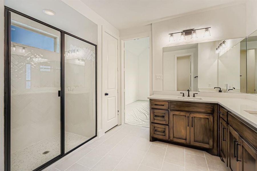 Furnished interior view inside a new home in Mosaic 40s, Celina (Image 9).