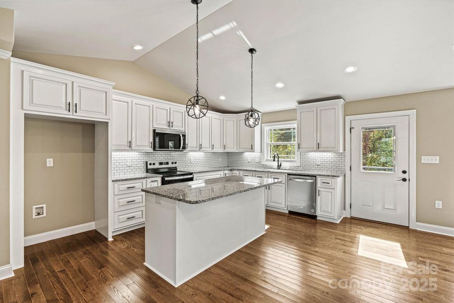 Focused Kitchen View Focused Kitchen View