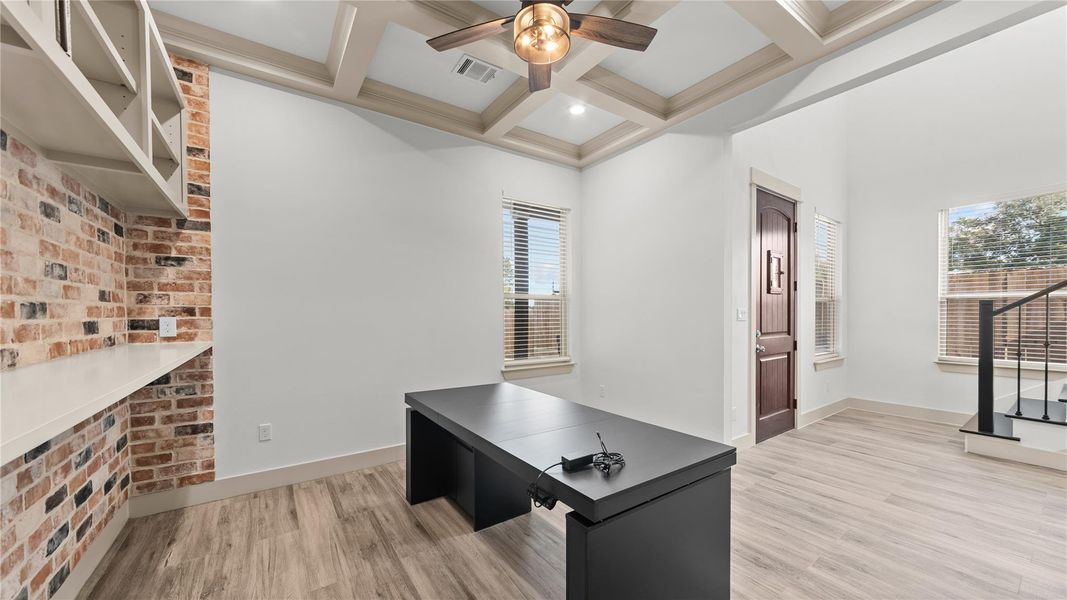 Furnished interior view inside a new home in , Tomball (Image 33).