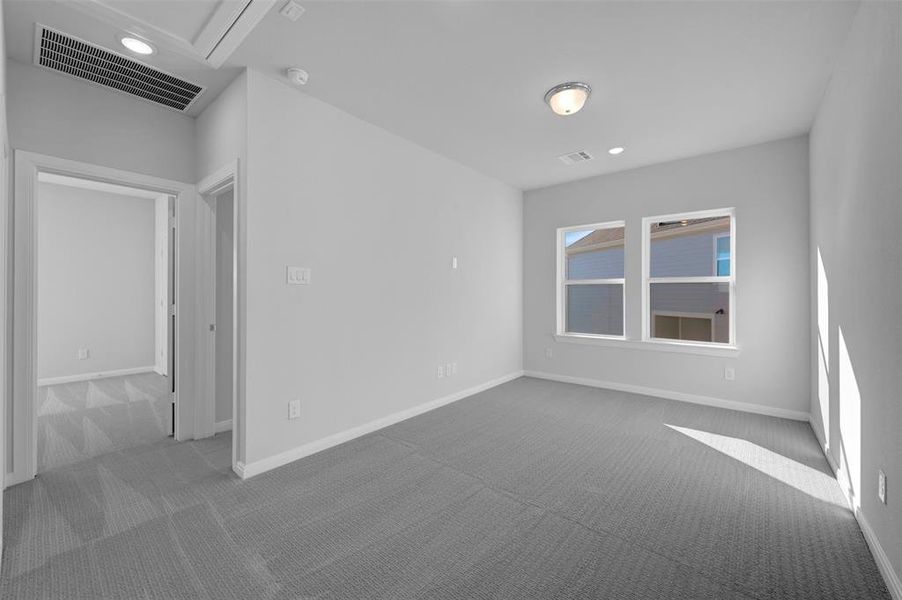 Spacious, unfurnished interior of a new home in Painted Tree Woodland West – Cottages, McKinney (Image 13).