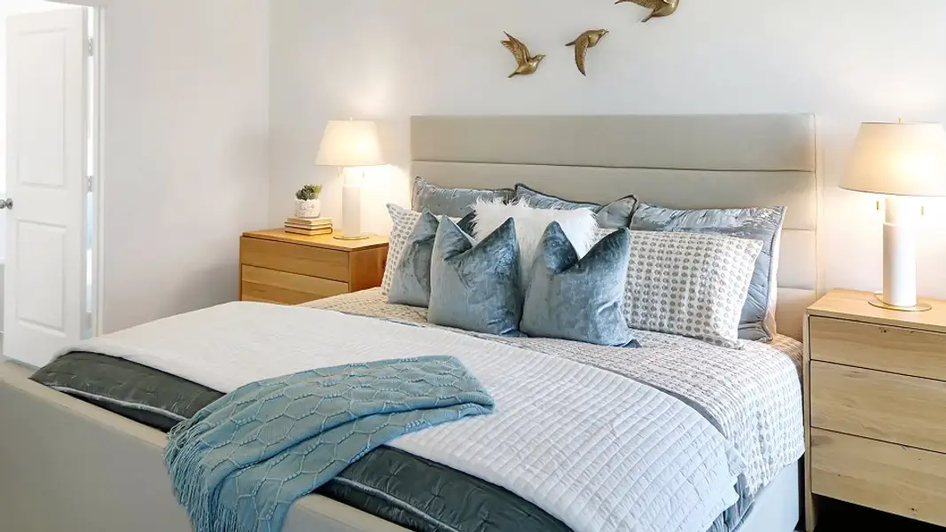 3033 Aplin Owners 1of2 F1