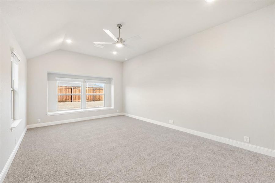 Spacious, unfurnished interior of a new home in Georgetown at Kings Fort, Kaufman (Image 26).