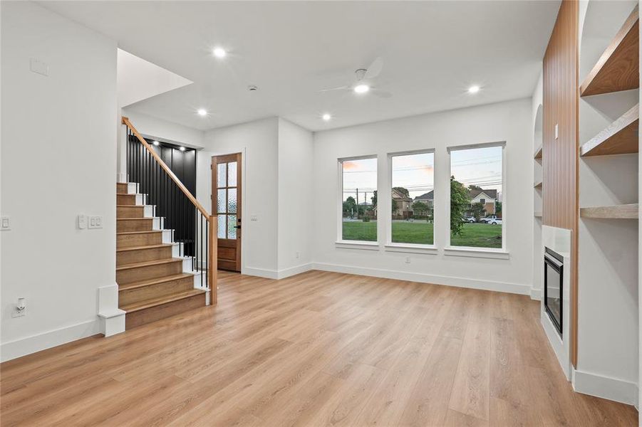 Spacious, unfurnished interior of a new home in , Dallas (Image 17).