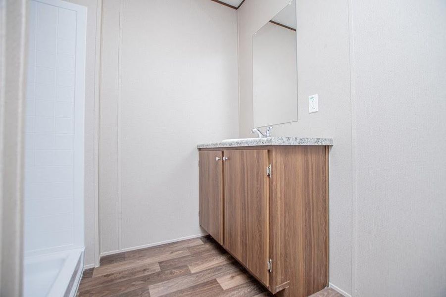 Spacious, unfurnished interior of a new home in , Carrollton (Image 13).