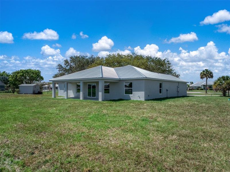 Exterior details and patio area of a home in , Sebring (Image 23).