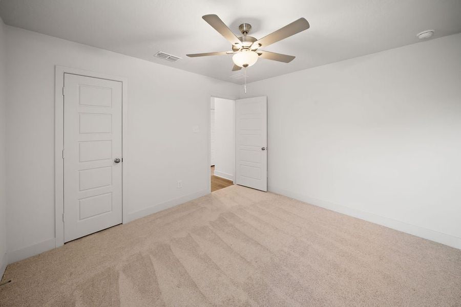 Spacious, unfurnished interior of a new home in Wellington Place, Tyler (Image 10). Spacious, unfurnished interior of a new home in Wellington Place, Tyler (Image 10).