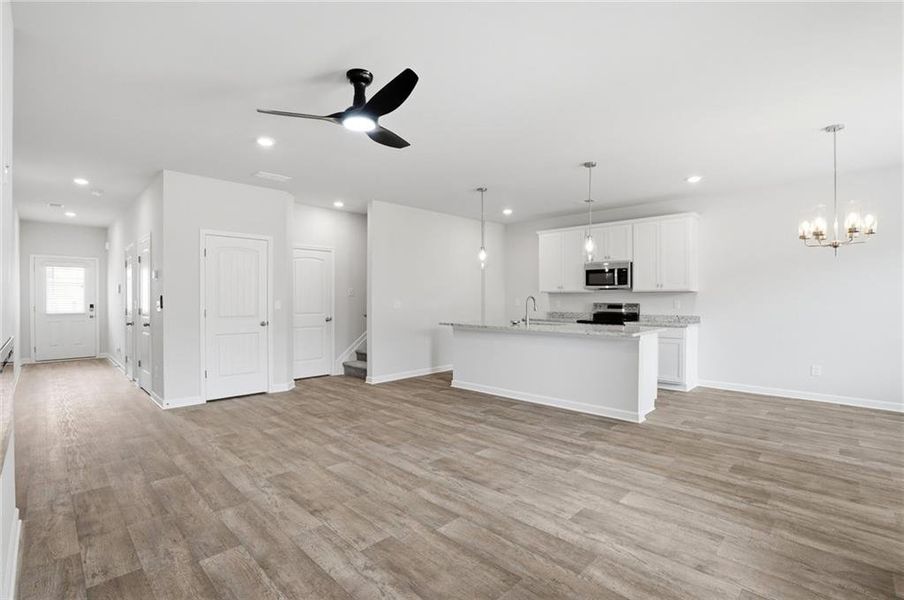 Spacious, unfurnished interior of a new home in Concord Oaks, Powder Springs (Image 14).