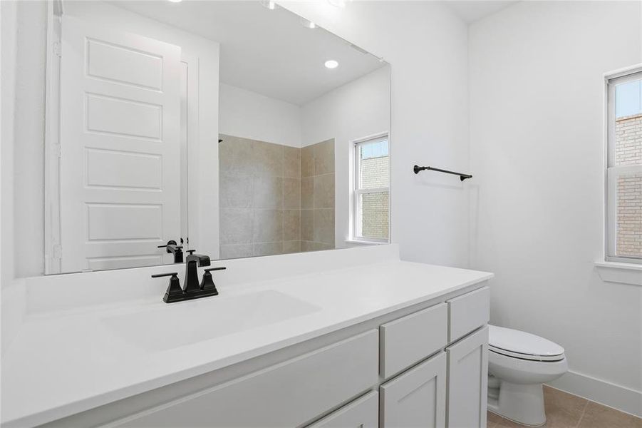 Furnished interior view inside a new home in Talon Hills, Fort Worth (Image 27).