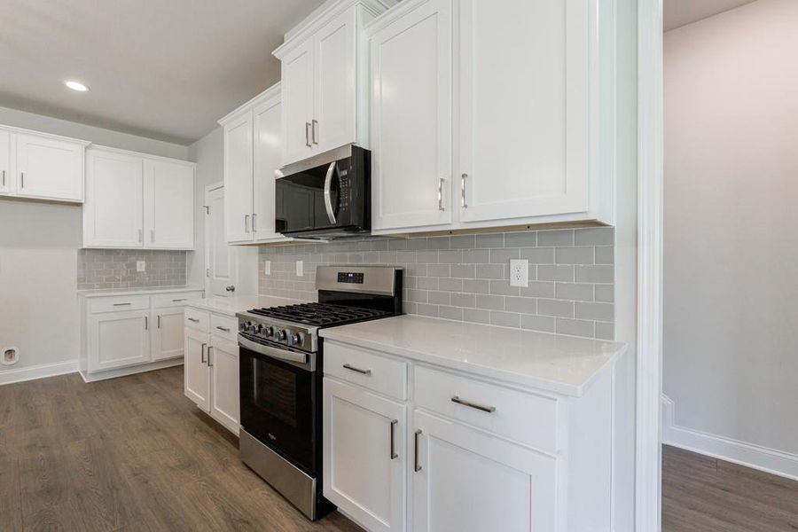 Furnished interior view inside a new home in , Buford (Image 7).
