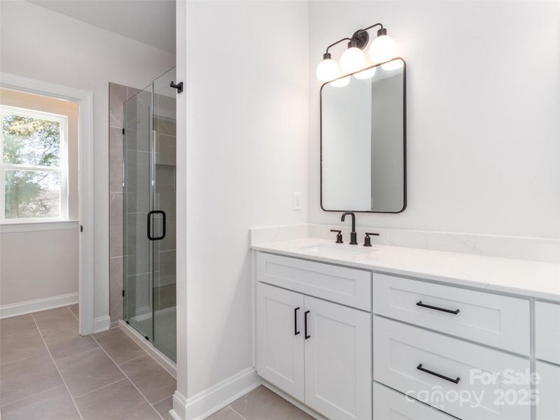 Image 10 of a home in .