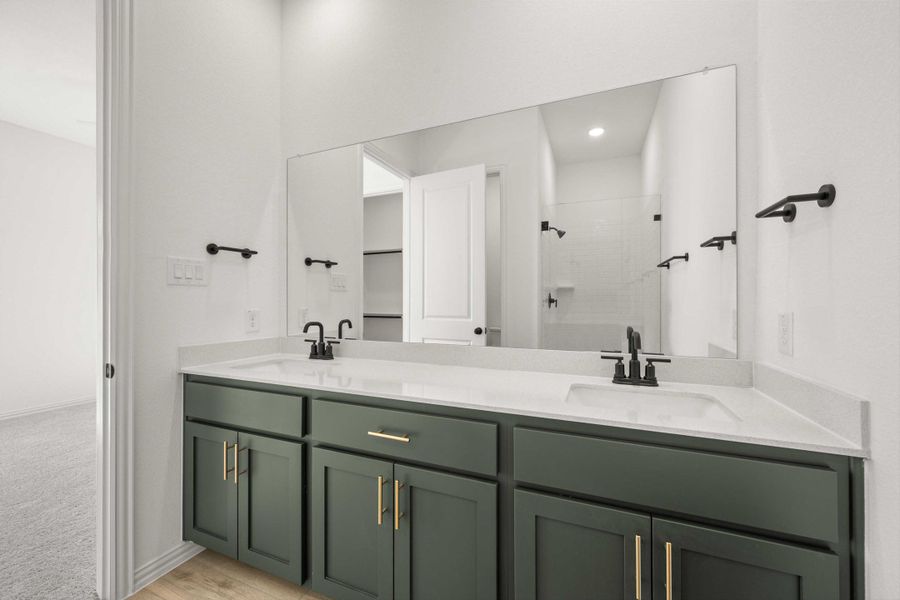 Representative furnished interior of a home built from the Darmouth by Ashton Woods in Parkside, Mansfield (Image 13).