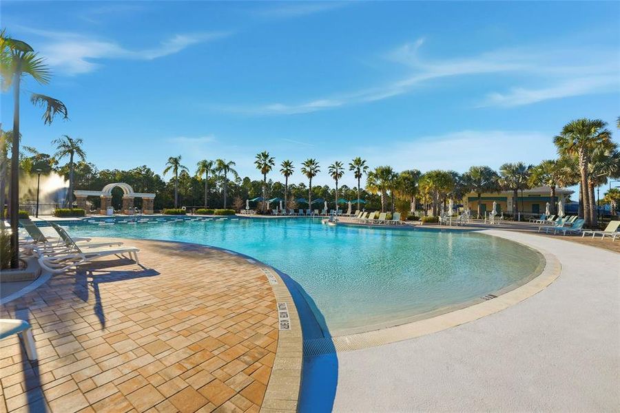 Community amenities in , St. Cloud (Image 56).