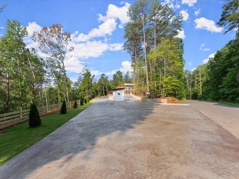 Exterior details and patio area of a home in , Dahlonega (Image 40).