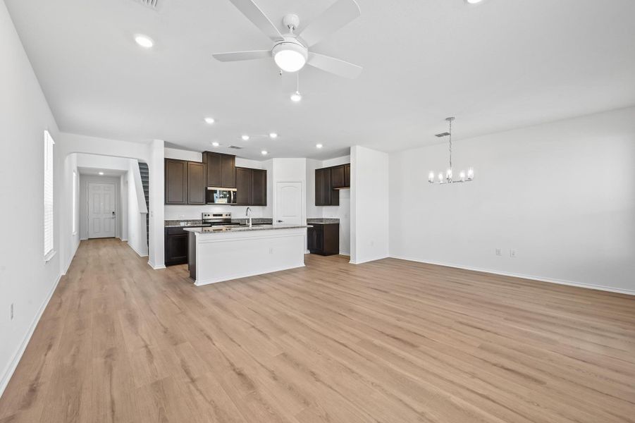 Image 31 of a home in Creekside at Estancia.