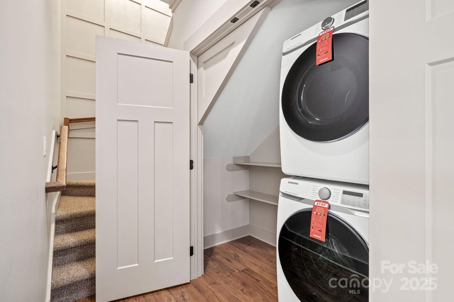 Image 37 of a home in .