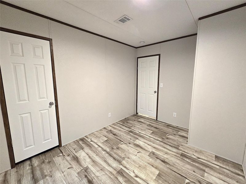 Spacious, unfurnished interior of a new home in , Coldspring (Image 14).