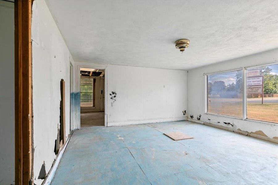 Empty room with a healthy amount of sunlight Empty room with a healthy amount of sunlight