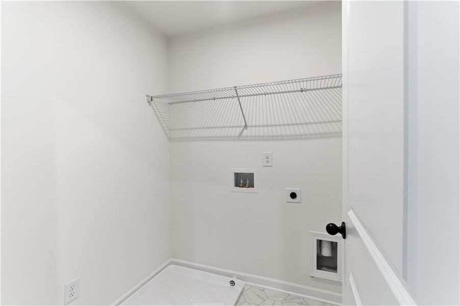 Spacious, unfurnished interior of a new home in The Overlook at Factory Shoals, Mableton (Image 35).