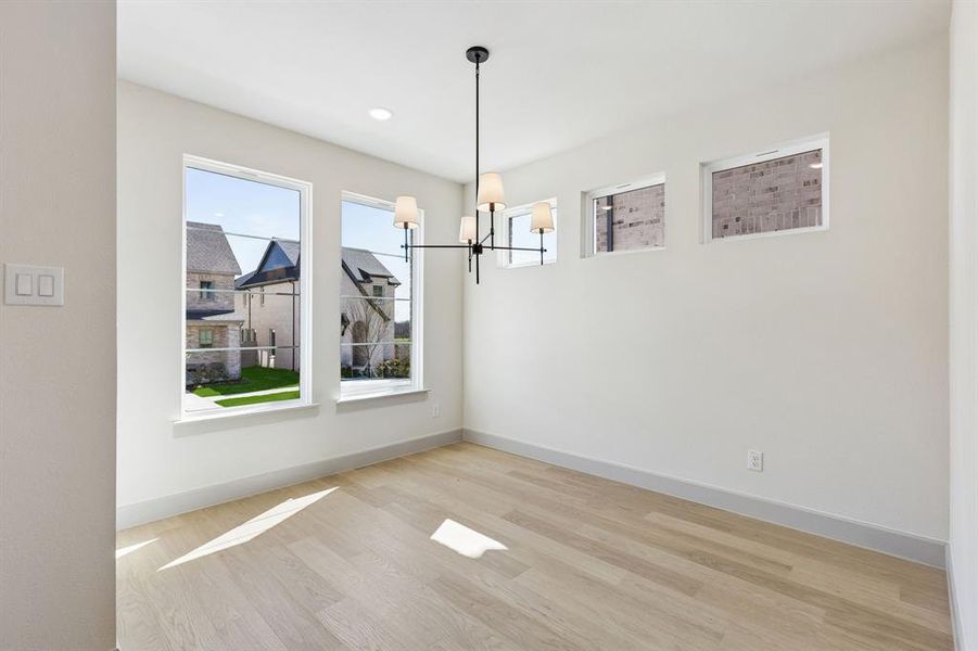 Whether it's lively dinner parties or cozy family gatherings, this light filled dining room fits all occasions! Whether it's lively dinner parties or cozy family gatherings, this light filled dining room fits all occasions!