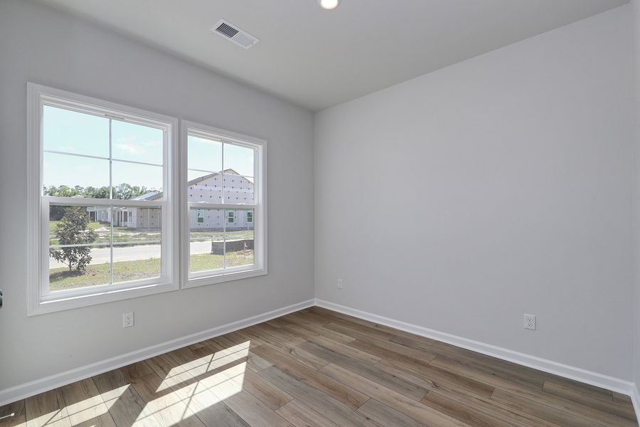 Spacious, unfurnished interior of a new home in Allston Park, Calabash (Image 25).