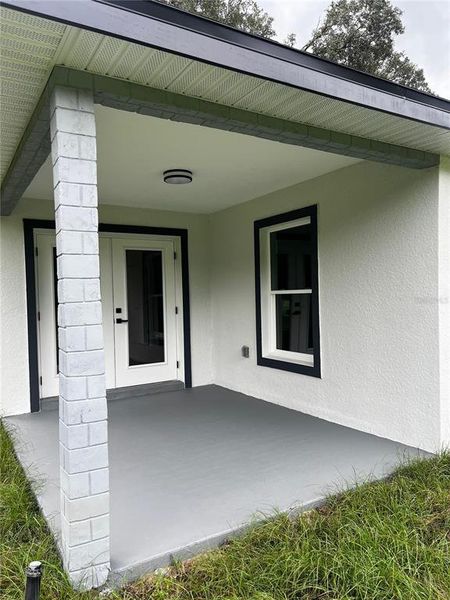 Front exterior of a new home in , Ocala, FL, highlighting curb appeal (Image 10). Front exterior of a new home in , Ocala, FL, highlighting curb appeal (Image 10).
