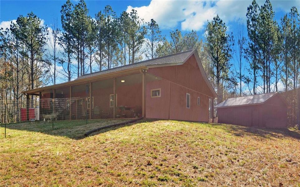 Exterior details and patio area of a home in , Dahlonega (Image 3).
